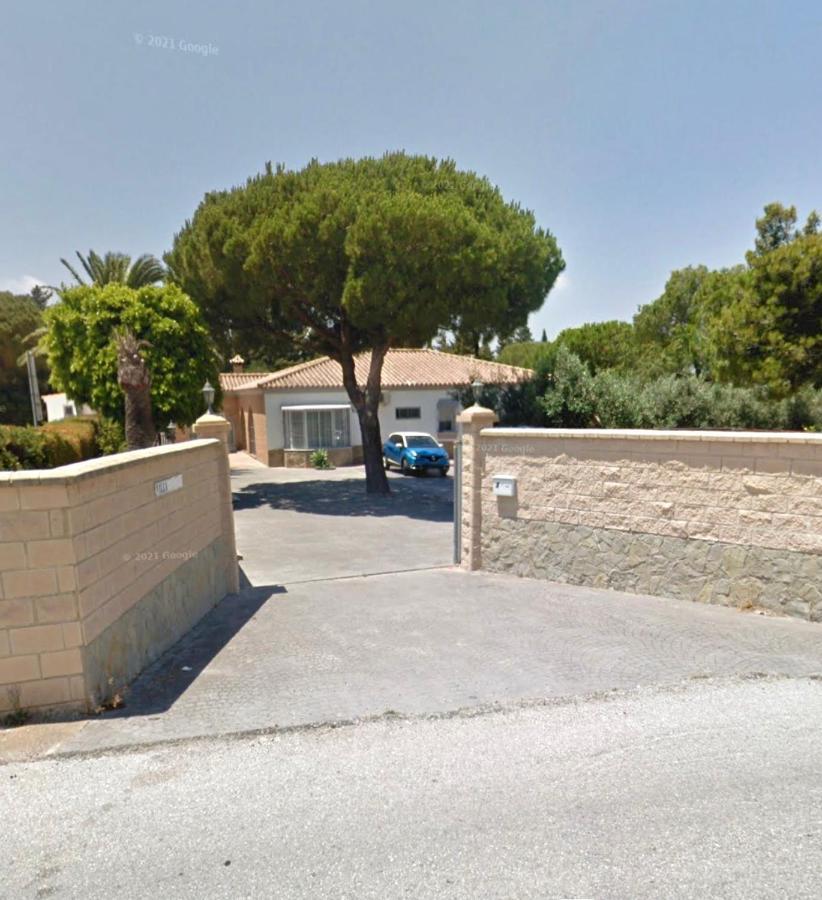 Villa Torrealta, 4000 M2 Cádis