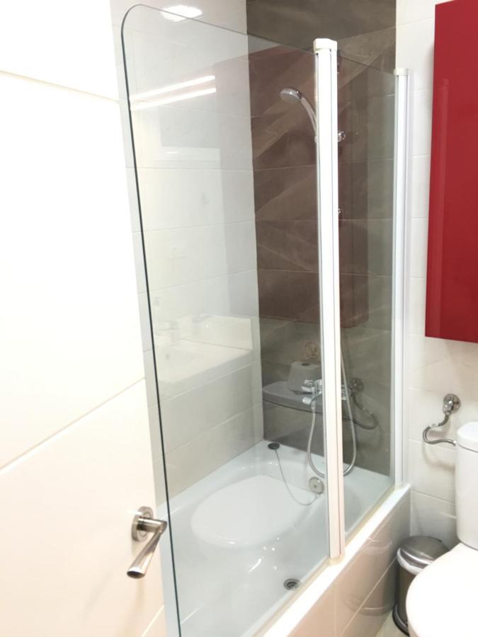 Torrealta, 4000 M2 * Cádis